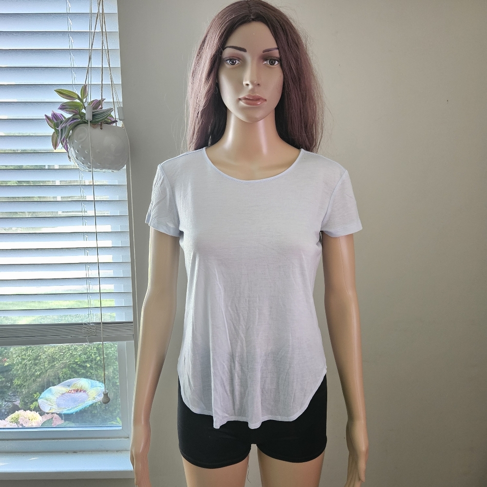 Aritzia Babaton baby blue tee t shirt lightweight airy short sleeves